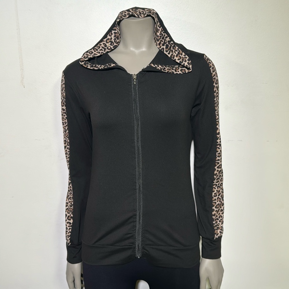 Black zip up with animal print Size S
